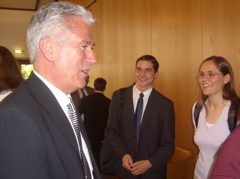 Elder Uchtdorf visits Hamburg on Mother's Day