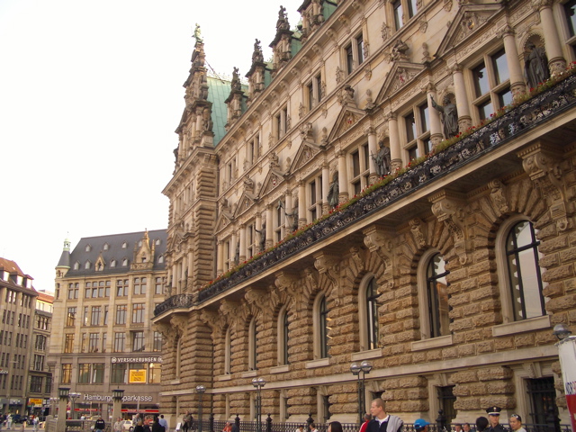 Rathaus facade
